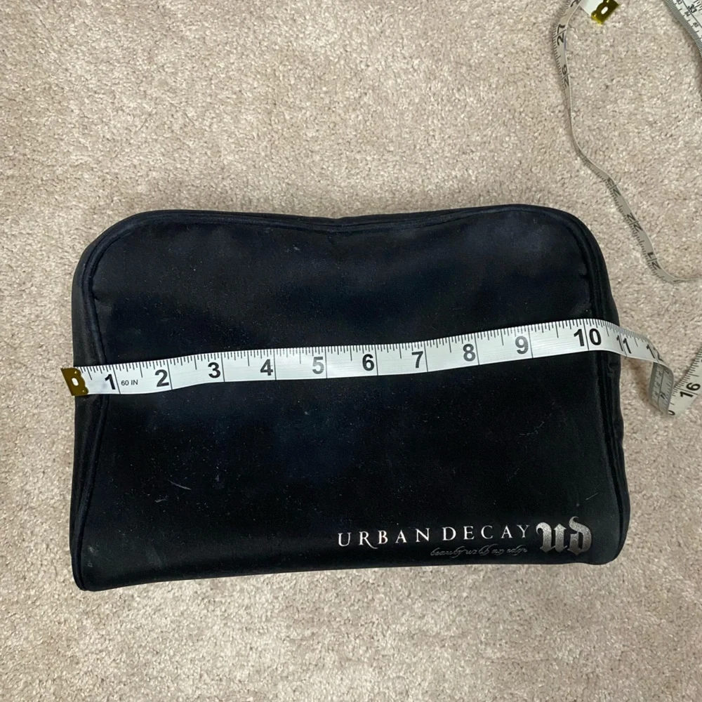Large Urban Decay Travel Makeup Case
